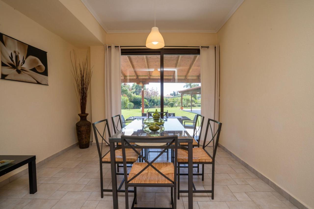 Villa Katerina ซีวิรี ภายนอก รูปภาพ